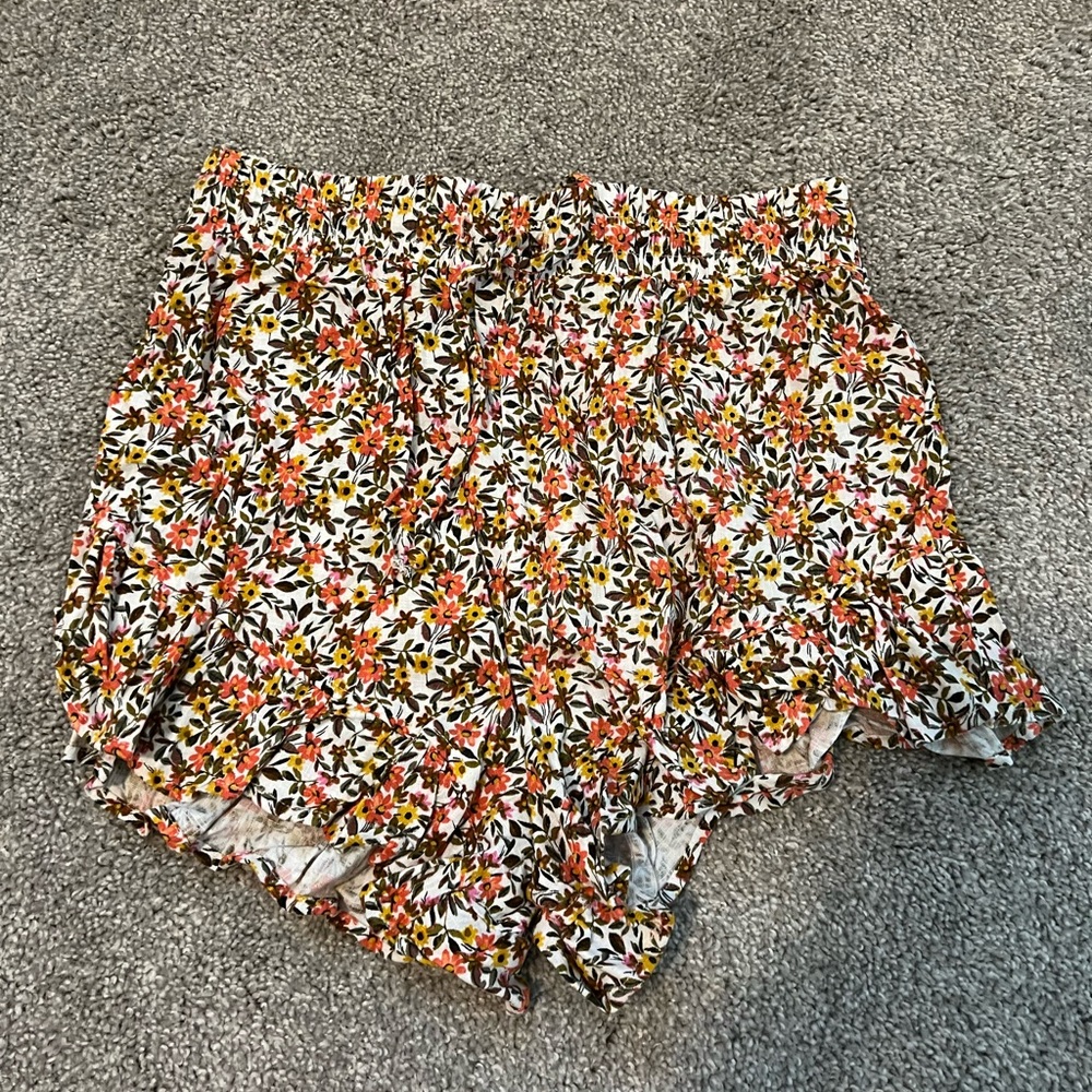 Flowy Flower Shorts